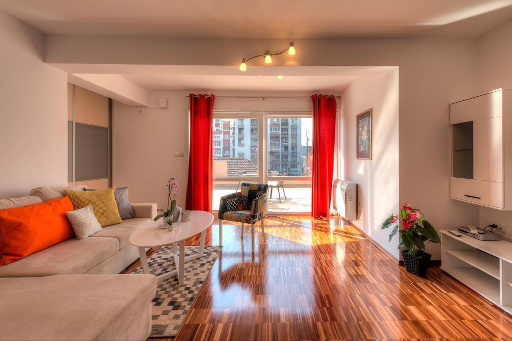 Apartments City Center Tivat Bagian luar foto