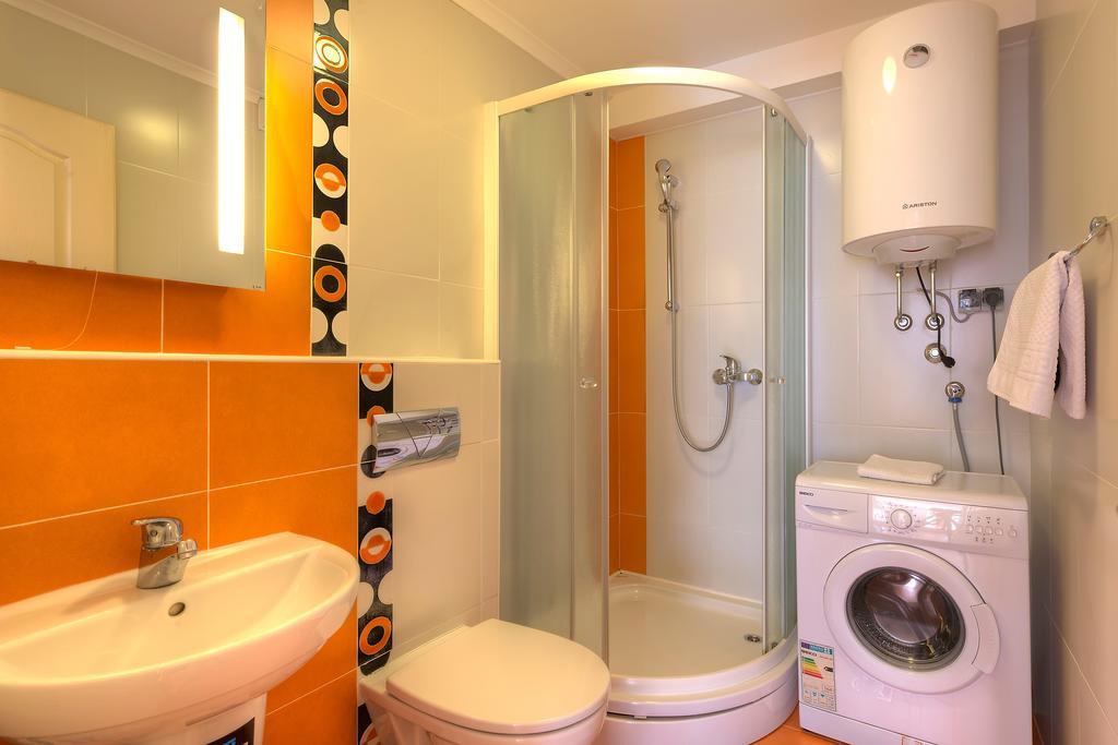 Apartments City Center Tivat Bagian luar foto